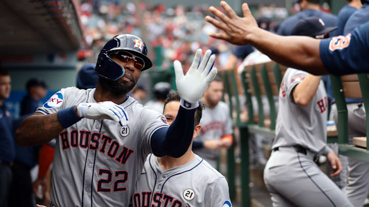 Houston Astros v Los Angeles Angels