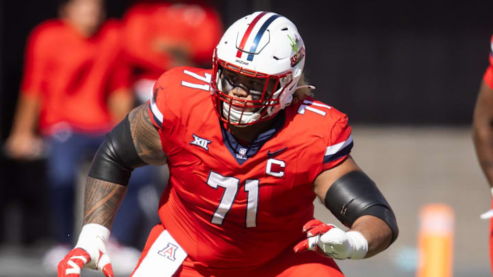 Arizona Wildcats offensive lineman Jonah Savaiinaea (71) against the Colorado Buffaloes at Arizona Stadium.