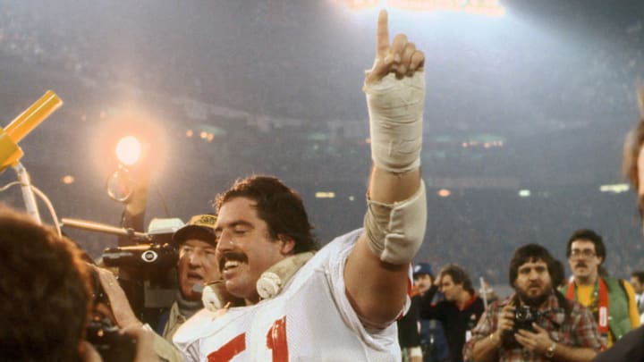Jan 24, 1982; Pontiac, MI, USA; FILE PHOTO; San Francisco 49ers center (51) RANDY CROSS celebrates their victory against the Cincinnati Bengals in Super Bowl XVI at the Silverdome. The 49ers won their first Super Bowl Championship 26-21. Mandatory Credit: Tony Tomsic-USA TODAY NETWORK Jan 24, 1982; Pontiac, MI, USA; FILE PHOTO; San Francisco 49ers center (51) RANDY CROSS celebrates their victory against the Cincinnati Bengals in Super Bowl XVI at the Silverdome. The 49ers won their first Super Bowl Championship 26-21. Mandatory Credit: Tony Tomsic-USA TODAY NETWORK