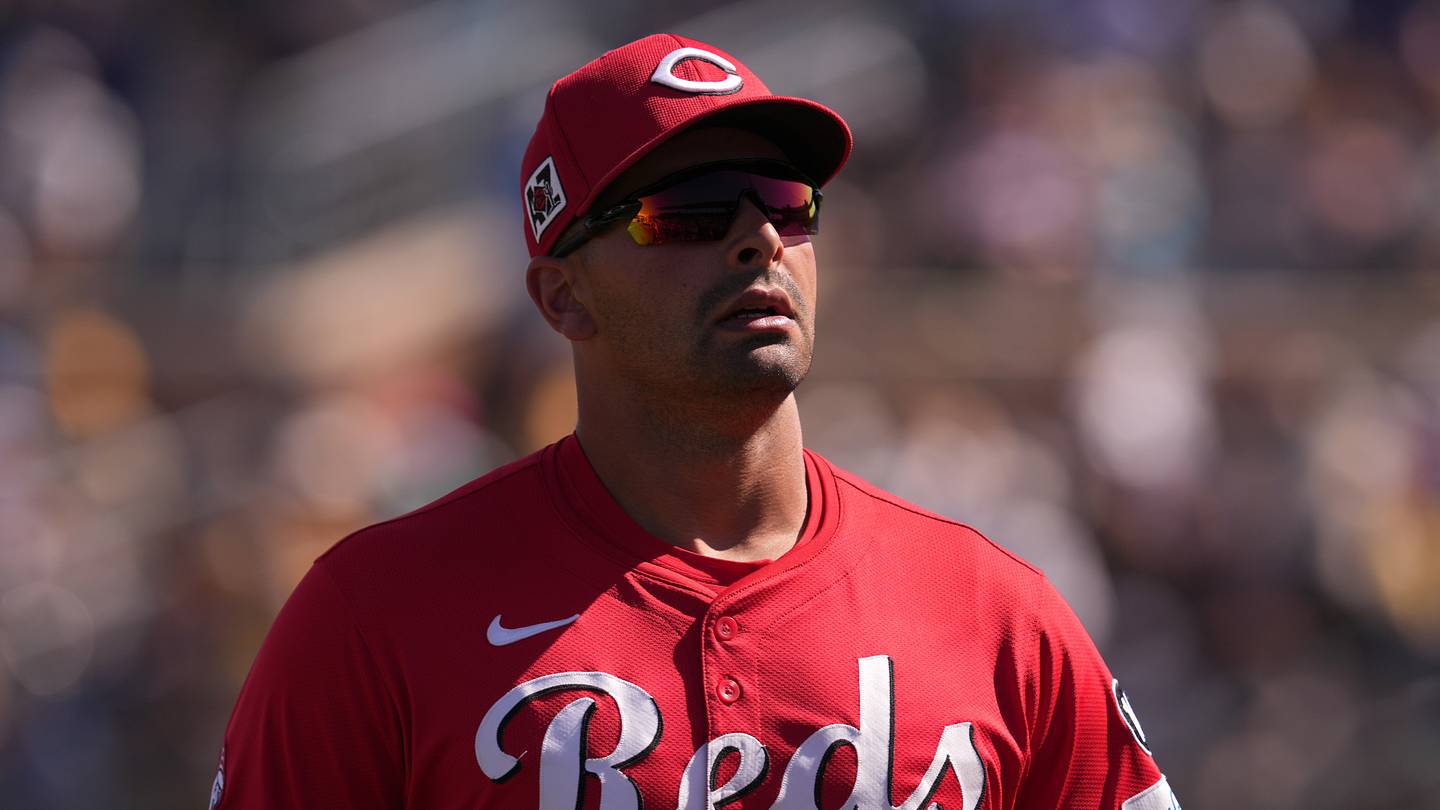 Bold predictions for the 2025 Cincinnati Reds season