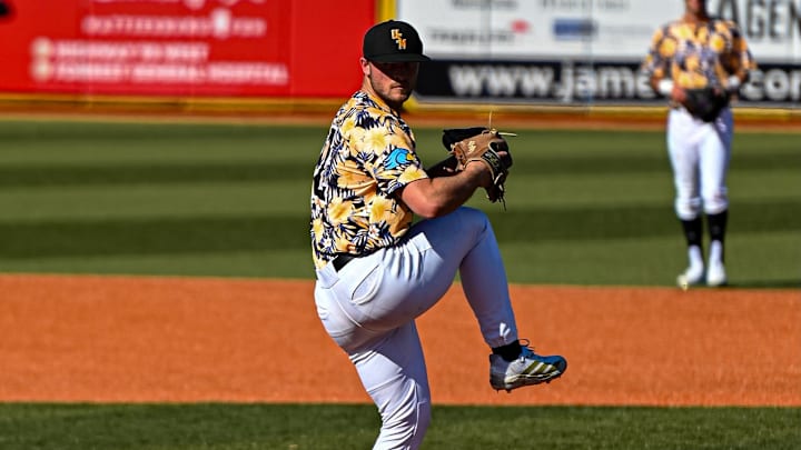 Kros Sivley gave No. 12 Southern Miss a big boost in Saturday's win over Troy.