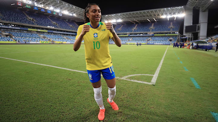 Kerolin exalta evolução do time verde-amarelo