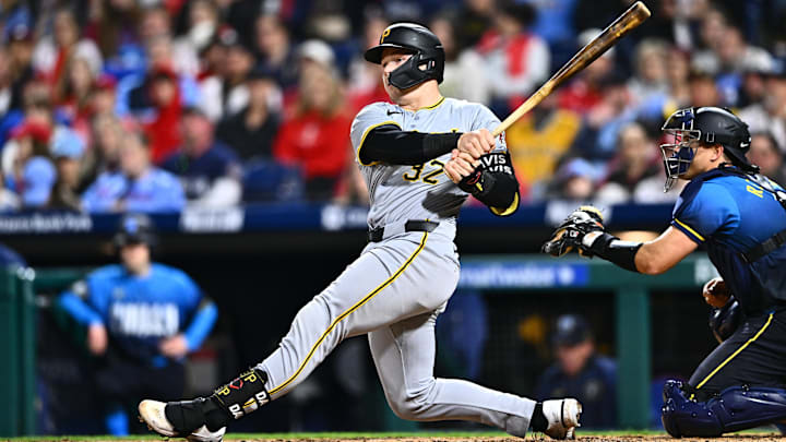 Pittsburgh Pirates catcher Henry Davis (32) hits an RBI double against the Philadelphia Phillies in the eighth inning at Citizens Bank Park.