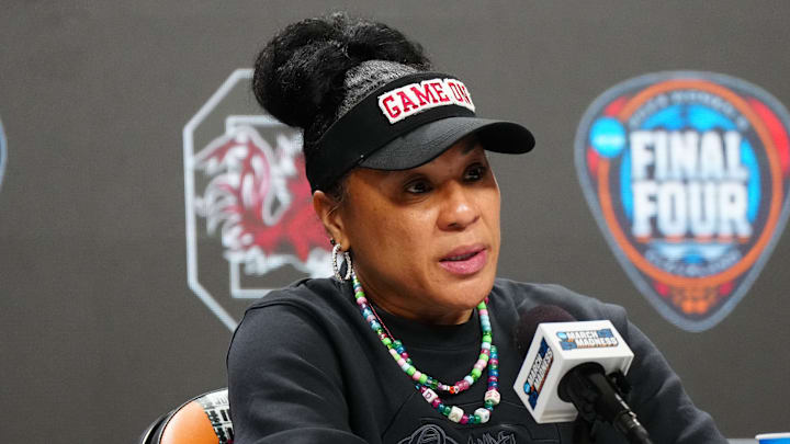Apr 6, 2024; Cleveland, OH, USA; South Carolina Gamecocks coach Dawn Staley speaks to media during a press conference at Rocket Mortgage FieldHouse. Mandatory Credit: Kirby Lee-Imagn Images Apr 6, 2024; Cleveland, OH, USA; South Carolina Gamecocks coach Dawn Staley speaks to media during a press conference at Rocket Mortgage FieldHouse. Mandatory Credit: Kirby Lee-Imagn Images