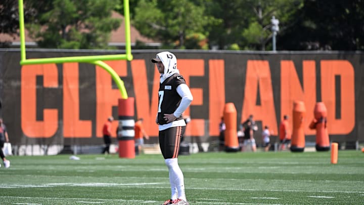 Aug 4, 2024; Cleveland Browns kicker Dustin Hopkins (7) during practice at the Browns training facility in Berea, Ohio. Mandatory Credit: Bob Donnan-Imagn Images