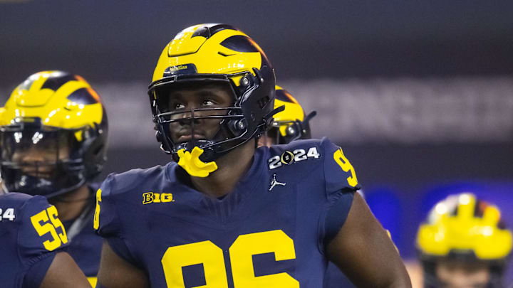 Michigan defensive tackle Enow Etta has been in touch with Clemson, according to sources. 