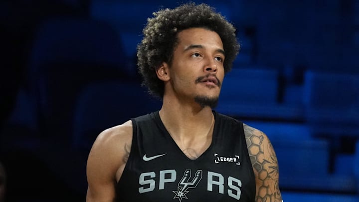 Dec 12, 2025; Las Vegas, NV, USA; San Antonio Spurs forward Jeremy Sochan (10) during practice prior to the Emirates Cup semifinals at T-Mobile Arena. Mandatory Credit: Kirby Lee-Imagn Images Dec 12, 2025; Las Vegas, NV, USA; San Antonio Spurs forward Jeremy Sochan (10) during practice prior to the Emirates Cup semifinals at T-Mobile Arena. Mandatory Credit: Kirby Lee-Imagn Images