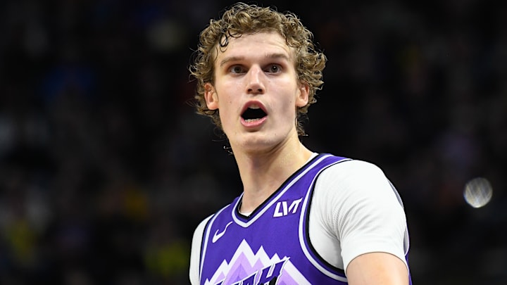 Oklahoma City Thunder v Utah Jazz
