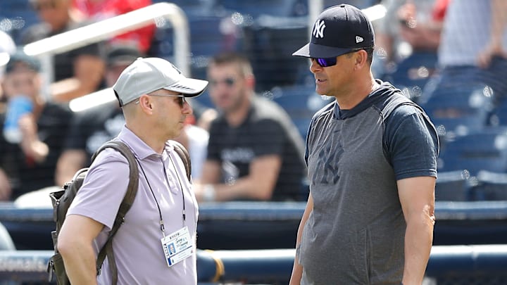 Los Yankees manejan varias opciones en su búsqueda de campocorto
