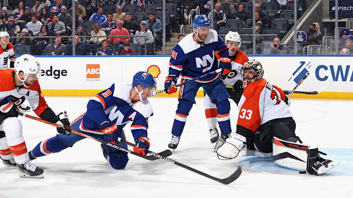 Philadelphia Flyers v New York Islanders