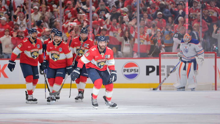 The Panthers are now big favorites to win the Stanley Cup after trouncing the Oilers in Game 3.