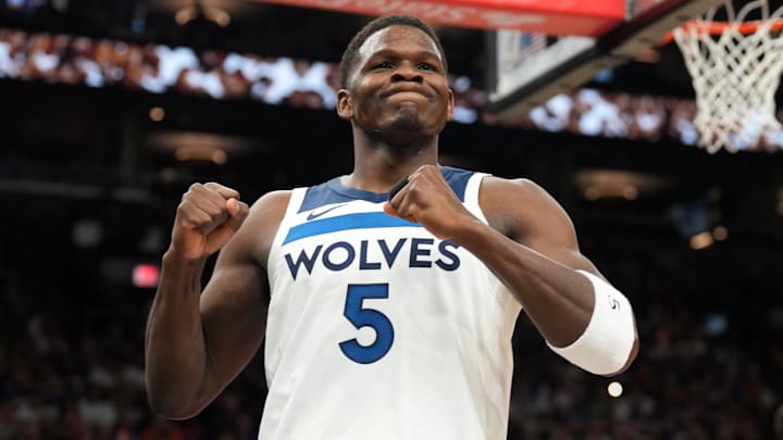 Edwards, who dropped 40 points in Game 4 on Sunday, had several jaw-dropping plays as the T-Wolves swept the Suns. Edwards, who dropped 40 points in Game 4 on Sunday, had several jaw-dropping plays as the T-Wolves swept the Suns.