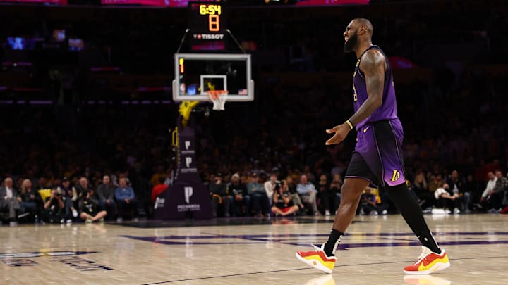 San Antonio Spurs v Los Angeles Lakers