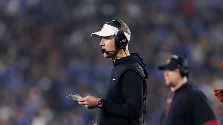 USC v UCLA