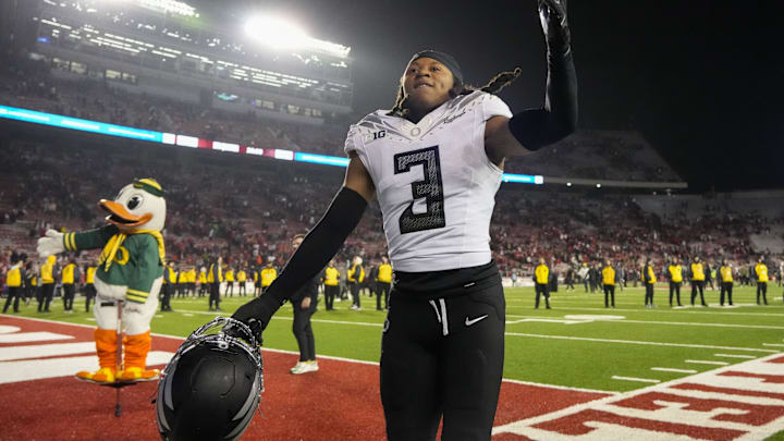 Oregon Ducks defensive back Brandon Johnson (3) celebrates 