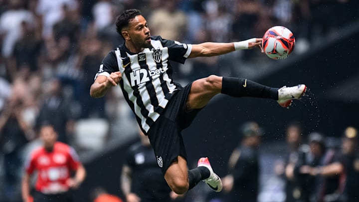 Reformulação marca o mercado do Atlético-MG para 2026, com novas contratações e mudanças no elenco do Galo