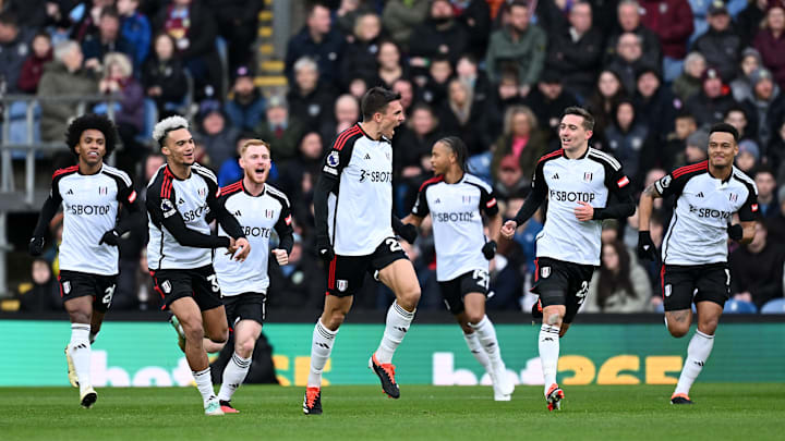 Burnley FC v Fulham FC - Premier League