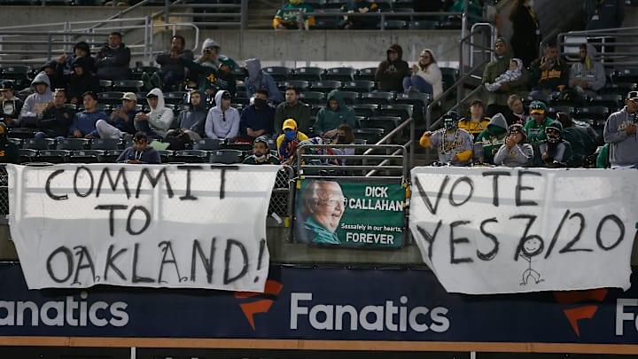Los Angeles Angels v Oakland Athletics