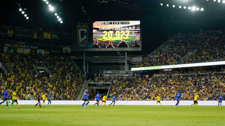 Here's the 10 original MLS teams.