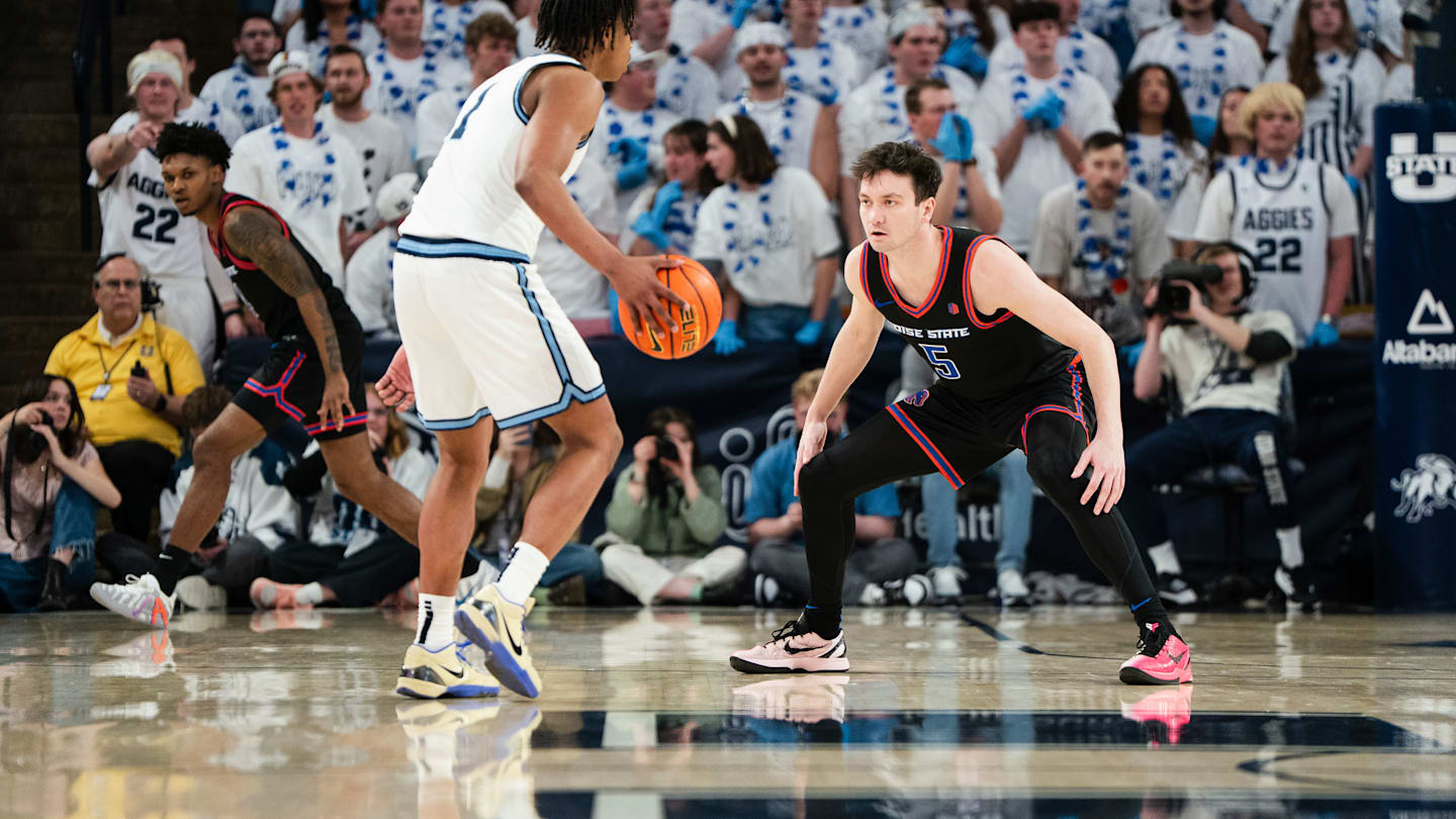 Boise State loses out on transfer portal guard; Two former Broncos find new homes