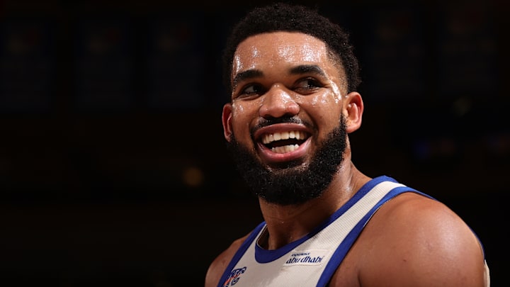 Phoenix Suns v New York Knicks