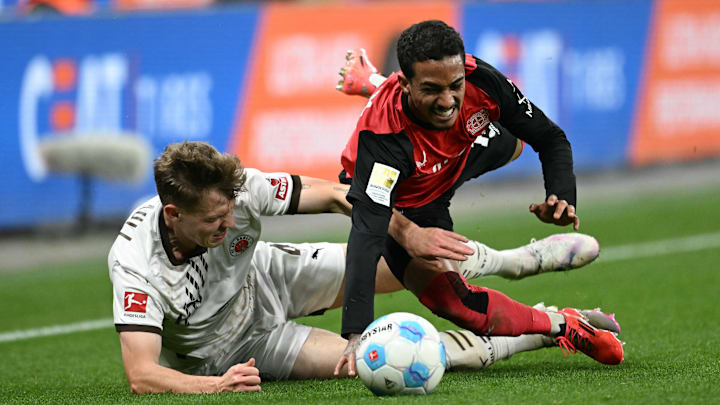 Letzter & Erster der "Bundesliga-Comeback-Tabelle" Letzter & Erster der "Bundesliga-Comeback-Tabelle"