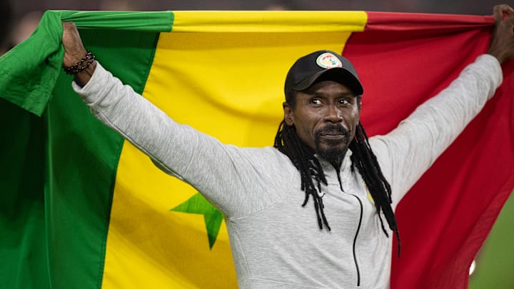 Aliou Cissé porte la sélection du Sénégal à merveille. Aliou Cissé porte la sélection du Sénégal à merveille.