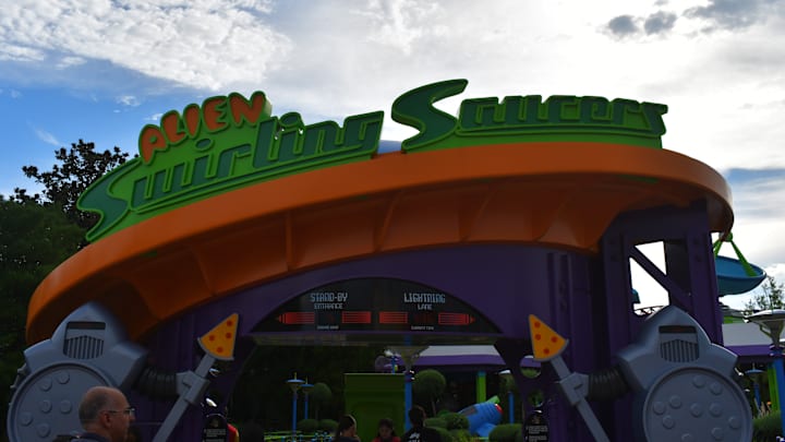 Alien Swirling Saucers remains a long line despite guests consistently bad reviews. Photo Credit: