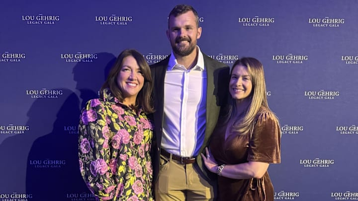 Thomas Morstead receives a Lou Gehrig Sports Award.