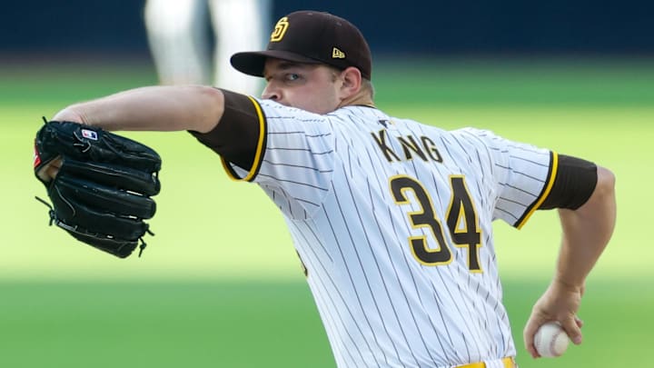 Aug 9, 2025; San Diego, California, USA; San Diego Padres starting pitcher Michael King (34) throws a pitch during the first inning against the Boston Red Sox at Petco Park. Mandatory Credit: David Frerker-Imagn Images Aug 9, 2025; San Diego, California, USA; San Diego Padres starting pitcher Michael King (34) throws a pitch during the first inning against the Boston Red Sox at Petco Park. Mandatory Credit: David Frerker-Imagn Images