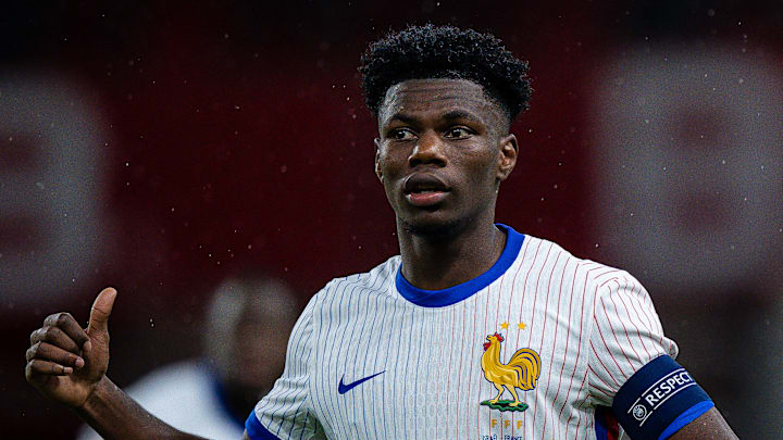 Aurélien Tchouaméni prend la défense de Kylian Mbappé.