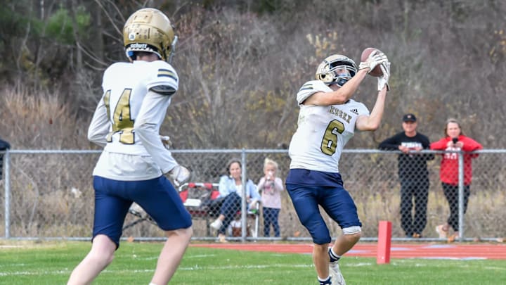 Essex's Ethan Hemingway makes a sure catch on a CVU kickoff during the Hornets' D1 football semifinal vs the Redhawks on Saturday afternoon in Hinesburg

D1 Football Semifinal Essex At Cvu 05nov22 9024