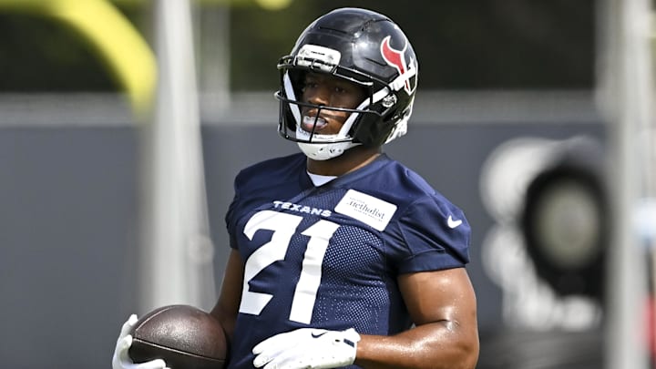 Jun 10, 2025; Houston, TX, USA; Houston Texans running back Nick Chubb (21) participates in a drill during an NFL football minicamp at NRG Stadium. Mandatory Credit: Maria Lysaker-Imagn Images 