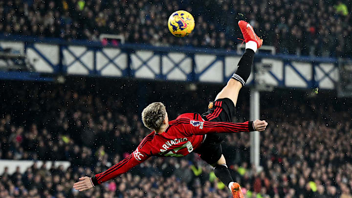 Everton FC v Manchester United - Premier League