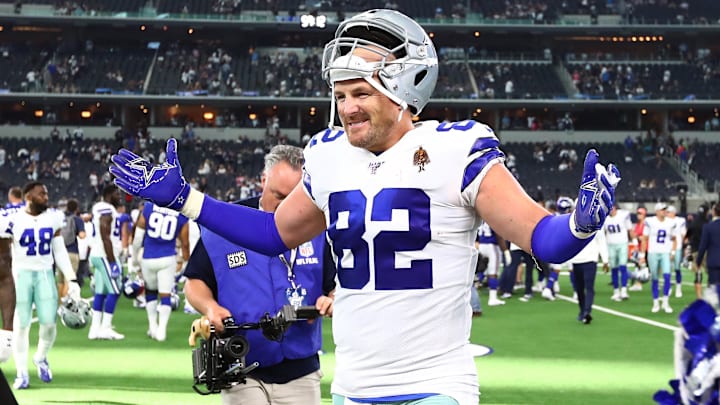 Sep 8, 2019; Arlington, TX, USA; Dallas Cowboys tight end Jason Witten (82) celebrates after the game against the New York Giants at AT&T Stadium. Mandatory Credit: Matthew Emmons-Imagn Images