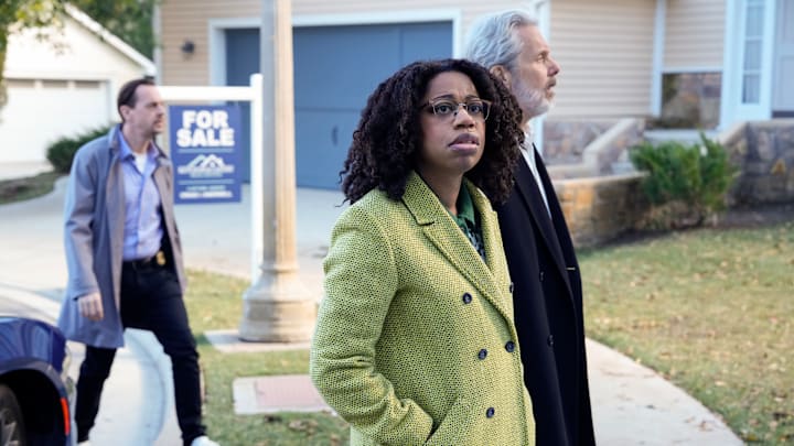 “Lifeline” – When the NCIS team engages in Walk-A-Mile Day to gain a new perspectives on different departments, things take a turn when Kasie receives a distress call from a mysterious man, on the CBS Original series NCIS, Thursday, Feb. 26 (9:00-10:00 PM, ET/PT) on the CBS Television Network, and streaming on Paramount+ (live and on demand for Paramount+ with SHOWTIME subscribers, or on demand for Paramount+ Essential subscribers the day after the episode airs)*. Pictured (L-R): Sean Murray as