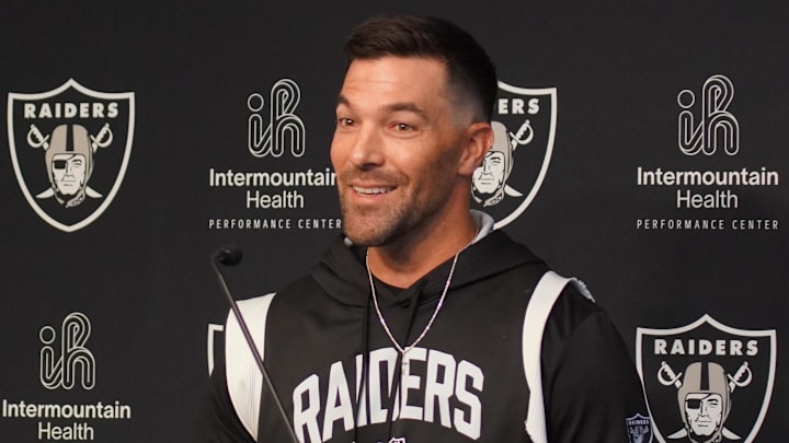 Las Vegas Raiders DL Coach Rob Leonard from Mandatory Mini-Cam Las Vegas Raiders DL Coach Rob Leonard from Mandatory Mini-Cam