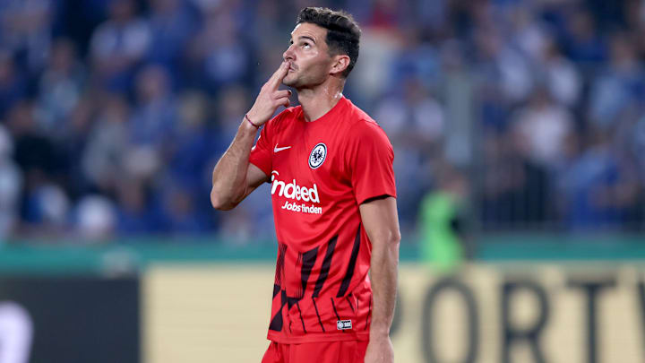 Alario foi anunciado como reforço do Inter