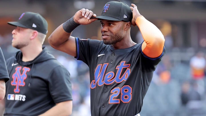 Aug 1, 2025; New York City, New York, USA; New York Mets center fielder Cedric Mullins (28) on the field before a game against the San Francisco Giants at Citi Field. Mandatory Credit: Brad Penner-Imagn Images