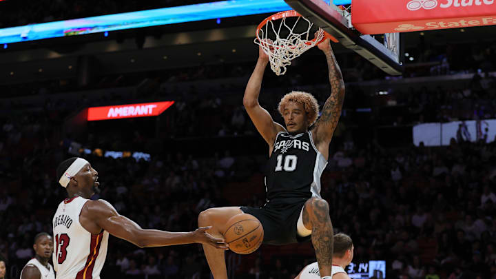 Oct 15, 2024; Miami, Florida, USA; San Antonio Spurs forward Jeremy Sochan (10) dunks against the Miami Heat during the second quarter at Kaseya Center. Oct 15, 2024; Miami, Florida, USA; San Antonio Spurs forward Jeremy Sochan (10) dunks against the Miami Heat during the second quarter at Kaseya Center.