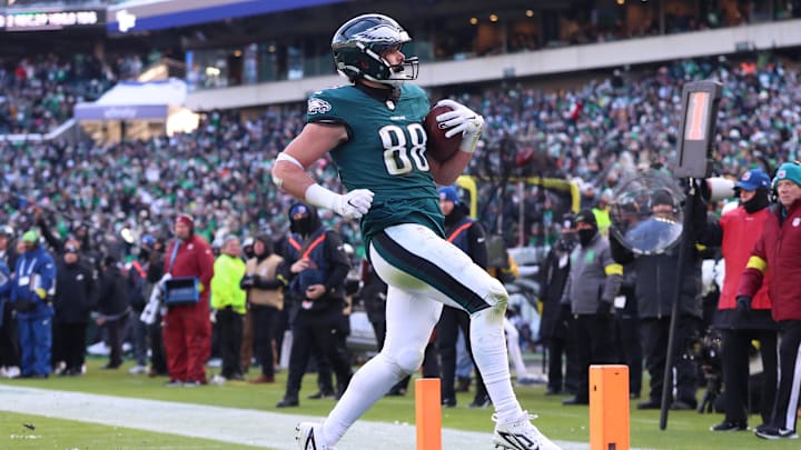 Dec 14, 2025; Philadelphia, Pennsylvania, USA; Philadelphia Eagles tight end Dallas Goedert (88) scores a touchdown during the third quarter against the Las Vegas Raiders at Lincoln Financial Field. Mandatory Credit: Bill Streicher-Imagn Images