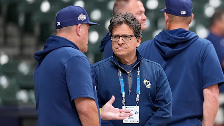 Division Series - Chicago Cubs v Milwaukee Brewers - Game Two Division Series - Chicago Cubs v Milwaukee Brewers - Game Two