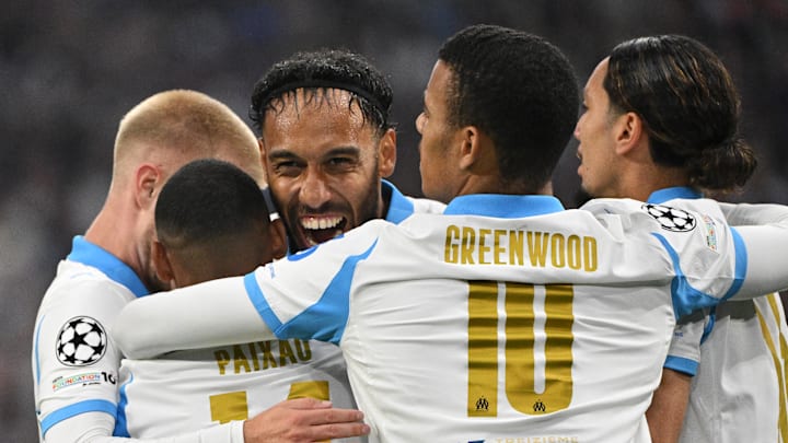 L'OM a battu l'Ajax. L'OM a battu l'Ajax.