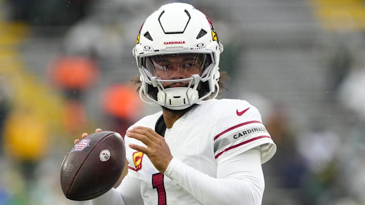 Oct 13, 2024; Green Bay, Wisconsin, USA; Arizona Cardinals quarterback Kyler Murray (1) throws a pass during warmups prior to the game against the Green Bay Packers at Lambeau Field. Mandatory Credit: Jeff Hanisch-Imagn Images Oct 13, 2024; Green Bay, Wisconsin, USA; Arizona Cardinals quarterback Kyler Murray (1) throws a pass during warmups prior to the game against the Green Bay Packers at Lambeau Field. Mandatory Credit: Jeff Hanisch-Imagn Images