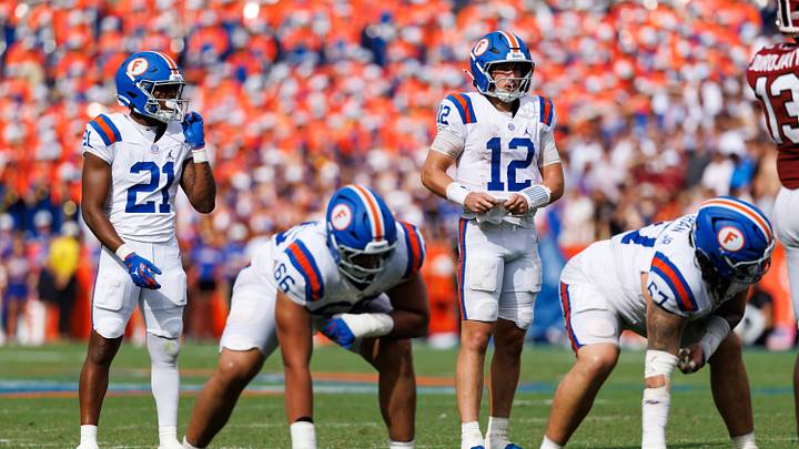 Oct 10, 2026; Gainesville, Florida, USA; Florida Gators quarterback Aaron Philo (12) and Florida Gators running back Evan Pryor (21) line up before the snap against the South Carolina Gamecocks during the second half at Ben Hill Griffin Stadium. Mandatory Credit: Matt Pendleton-Imagn Images Oct 10, 2026; Gainesville, Florida, USA; Florida Gators quarterback Aaron Philo (12) and Florida Gators running back Evan Pryor (21) line up before the snap against the South Carolina Gamecocks during the second half at Ben Hill Griffin Stadium. Mandatory Credit: Matt Pendleton-Imagn Images