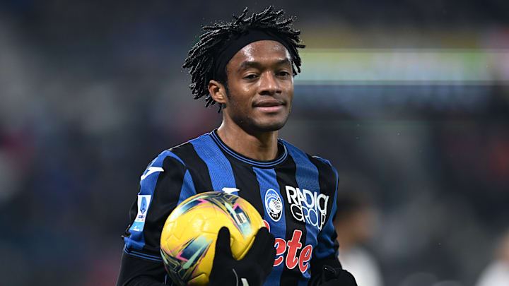 Diversos medios de Italia informan que León está en negociaciones para fichar al interior derecho colombiano, Juan Guillermo Cuadrado, del Atalanta de Italia, pues tiene deseos de jugar a lado de su compatriota James Rodríguez.