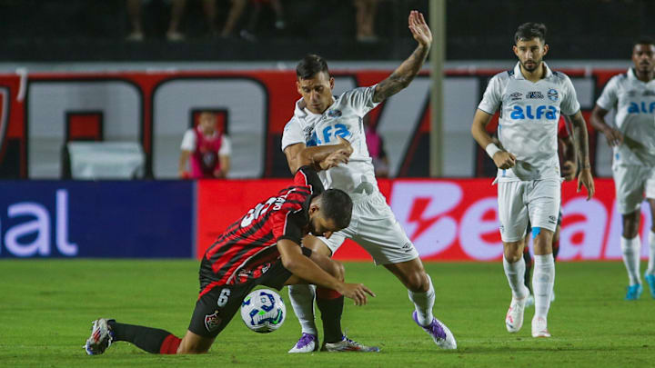 Vitória e Grêmio ficaram no empate no Brasileirão