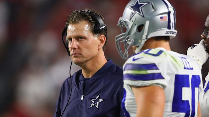 Dallas Cowboys linebackers coach Matt Eberflus with linebacker Sean Lee against the Arizona Cardinals,