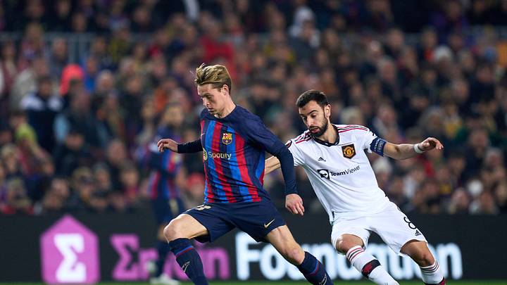 Frenkie de Jong went head-to-head with Manchester United in the Europa League in 2023