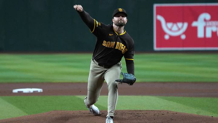 Aug 5, 2026; Phoenix, Arizona, USA; San Diego Padres pitcher Casey Mize (32) throws against the Arizona Diamondbacks in the first inning at Chase Field. Mandatory Credit: Rick Scuteri-Imagn Images Aug 5, 2026; Phoenix, Arizona, USA; San Diego Padres pitcher Casey Mize (32) throws against the Arizona Diamondbacks in the first inning at Chase Field. Mandatory Credit: Rick Scuteri-Imagn Images